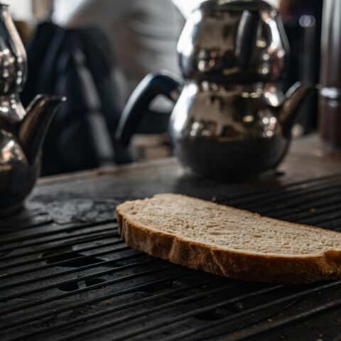 Dégivrer le congélateur rapidement : Utilisez le sel pour un dégel sans effort