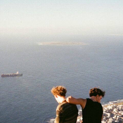 Désodoriser le réfrigérateur avec du sel : une astuce naturelle et efficace